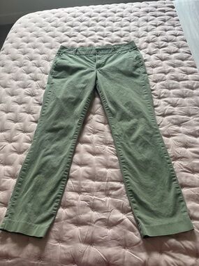 J. Crew Frankie Light Green Straight Leg Ankle Cropped Size 8 Chino Pants